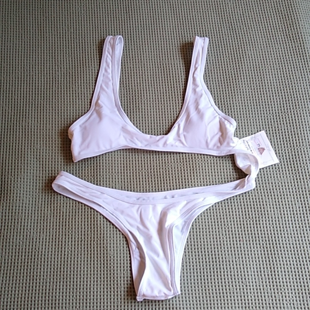 NWT Callie Lives White Cut Out Monokini Xena tiny top